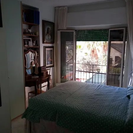 Angelo Cosenza Apartament Meta